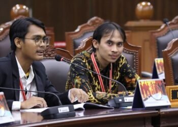 Dua Guru Honorer Gabung Jadi Pemohon Uji UU Minerba