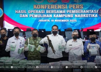 OPERASI BERSAMA PEMBERANTASAN DAN PEMULIHAN KAMPUNG NARKOBA SINERGI BNN-POLRI-TNI-PEMERINTAH DAERAH DALAM SPIRIT “WAR ON DRUGS FOR HUMANITY”