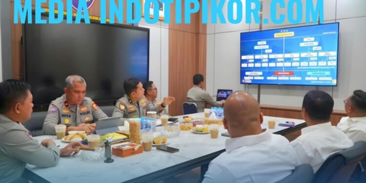 Kedeputian I Kantor Staf Presiden (KSP) menggelar pertemuan dengan Baharkam Polri yang diwakilkan oleh Kakorbinmas Baharkam Polri untuk memperdalam tugas