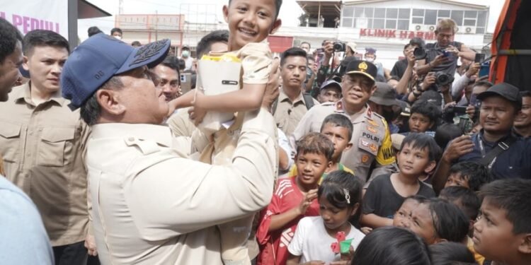 Dari Kota Medan, Presiden Prabowo Subianto menuju ke Provinsi Aceh untuk meninjau langsung tiga kabupaten yang wilayahnya terdampak bencana