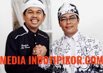 Orang hebat bukan mereka yang hidupnya tanpa rintangan, tetapi mereka yang belajar, beradaptasi, dan berkembang melalui tekanan. Kenyamanan mungkin menenangkan, tetapi tekanan membentuk mental, karakter, dan kemampuan