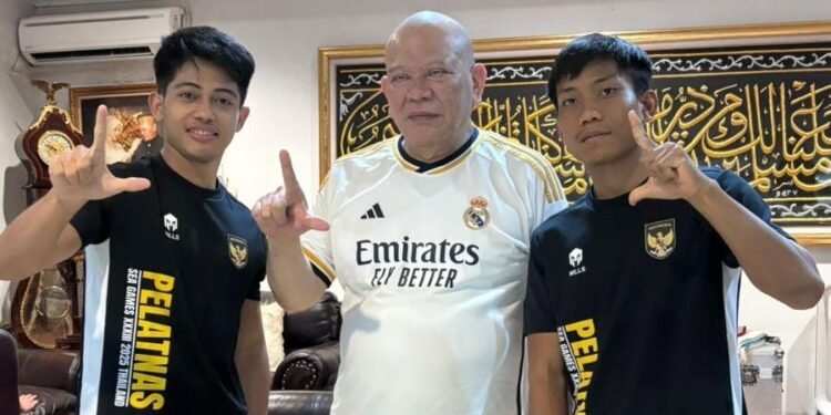 Kereeenn” Dua Atlet Muaythai Jatim Siap Berlaga di SEA Games Thailand, Minta Restu Ketua PBMI.