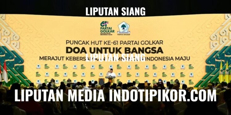 Presiden Prabowo Subianto menghadiri puncak peringatan Hari Ulang Tahun (HUT) ke-61 Partai Golkar yang mengusung tema Doa untuk Bangsa di Istora Senayan, Jakarta,