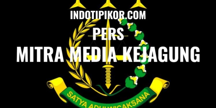 Mengapa Korupsi Sering Tumbuh Subur Justru di Level Paling Dekat dengan Warga? ???