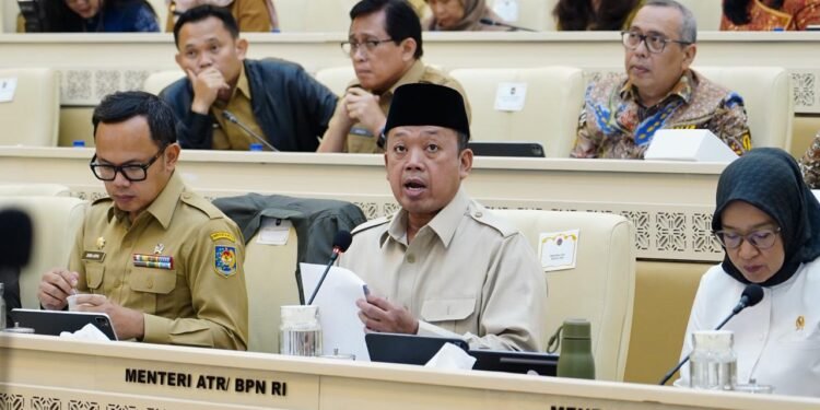 Menteri Nusron Tegaskan Kehadiran Negara Lindungi Hak Atas Tanah bagi Masyarakat Terdampak Bencana