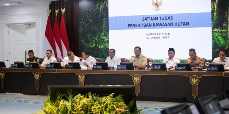 Presiden Prabowo Cabut Izin 28 Perusahaan, Tegaskan Penertiban Kawasan Hutan Nasional