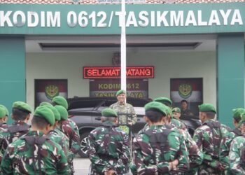 Upacara 17-an Penuh Spirit Religius, Dandim 0612/Tasikmalaya Tekankan Soliditas, Kepedulian Lingkungan dan Keteladanan