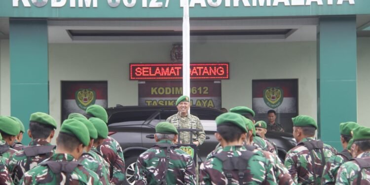 Upacara 17-an Penuh Spirit Religius, Dandim 0612/Tasikmalaya Tekankan Soliditas, Kepedulian Lingkungan dan Keteladanan