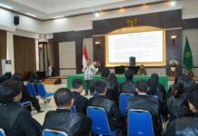 Pengadilan Tinggi (PT) Surabaya menyelenggarakan kegiatan sosialisasi aplikasi e-Court bagi para advokat yang dilantik, dengan materi yang disampaikan langsung oleh Hakim Tinggi Bambang Kustopo, S.H., M.H.,