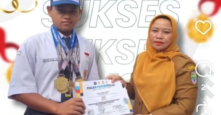 Siswa SMPN 2 Ciamis, Dhafir Akmal Mumtaz, Borong Medali di Piala Kejuaraan Renang Masagi Cup I Wali Kota Banjar