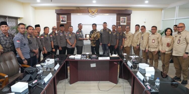 Bila AKSI ingin membangun desanya dari program di luar Kementrans, Viva Yoga akan mengkoordinasikan dengan kementerian terkait.