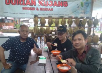 Hangatnya Kebersamaan! AWDI Ciamis Gelar Munggahan di Durian Kujang, Manjakan Lidah dengan Es Goyobod dan Durian Montong