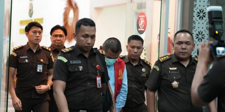 Kejati Sumsel Tetapkan Tiga Tersangka Dugaan Korupsi Distribusi Semen PT KMM