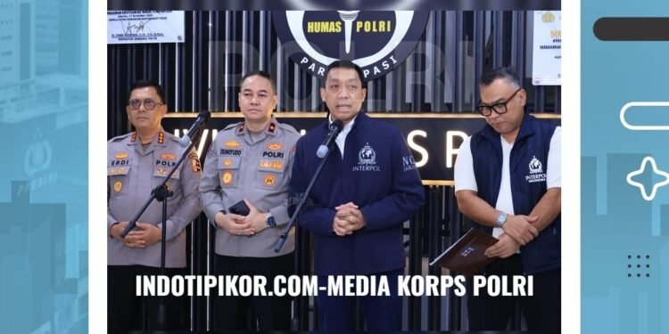 Divisi Humas Polri bersama Divhubinter Polri secara resmi menerbitkan Red Notice terhadap buronan kasus dugaan korupsi Muhammad Riza Chalid (MRC)