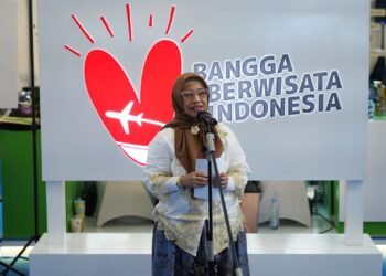 Kementerian Pariwisata (Kemenpar) bersama Kementerian Ekonomi Kreatif/Badan Ekonomi Kreatif (Kemenekraf/Bekraf), Himpunan Peritel dan Penyewa Pusat Perbelanjaan Indonesia (HIPPINDO),
