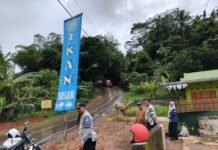 Cuaca Ekstrem Picu Longsor di Dusun Kaler, Akses Jalan Perbatasan Baregbeg–Sukadana Terganggu