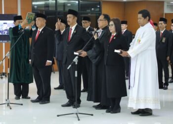 Selamat! 11 Hakim Tinggi Pemilah Perkara dan 25 PP MA Resmi Dilantik Ketua MA