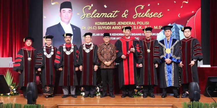 Dedikasikan Diri dalam Pengabdian dan Penegakkan Hukum, Kepala BNN RI Resmi Menyandang Gelar Doktor Kehormatan