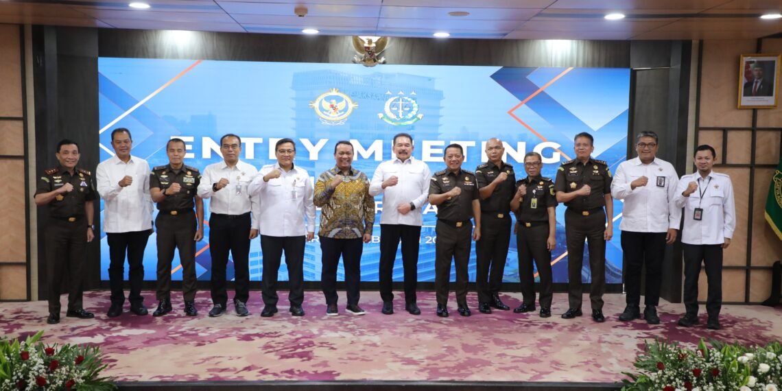 Jaksa Agung Tekankan Transparansi dan Akuntabilitas dalam Entry Meeting Pemeriksaan Laporan Keuangan  Kejaksaan Tahun 2025