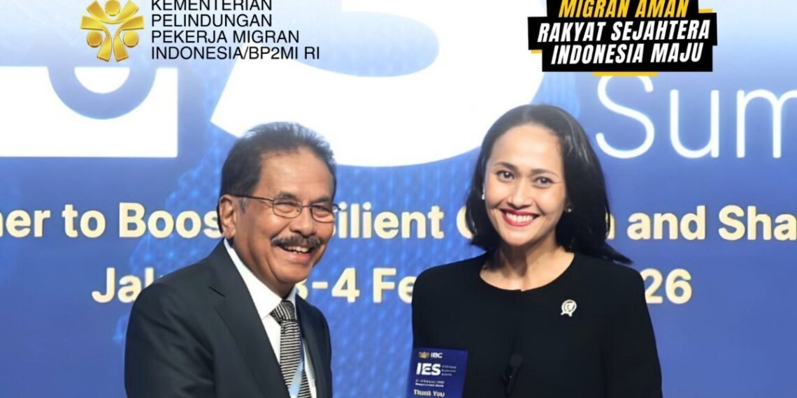 Melalui kolaborasi lintas sektor, Kementerian P2MI mendorong lahirnya PMI yang terampil, terlindungi, dan berdaya saing global, dengan penempatan yang aman, prosedural,