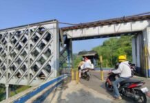 Aksi Dugaan Pungutan Liar di Jembatan Cirahong, Tasikmalaya, Gubernur Jabar Katakan Itu Ilegal.