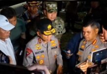 Kapolda Jawa Barat Irjen Pol. Rudi Setiawan, S.I.K., S.H., M.H., menyampaikan bahwa kericuhan dipicu oleh sekelompok orang tidak dikenal yang mengenakan pakaian serba hitam