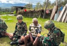 Pergencar Komsos TNI, Satgas Yonif 521/DY Pererat Keharmonisan dan Edukasi Pelayanan Kesehatan Gratis Bersama Masyarakat Distrik Napua