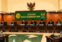 Mahkamah Agung Republik Indonesia bersama Komisi Yudisial Republik Indonesia kembali menunjukkan komitmennya dalam menjaga kehormatan lembaga peradilan melalui Sidang Majelis Kehormatan Hakim (MKH)