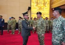 Panglima TNI Jenderal TNI Agus Subiyanto memimpin acara serah terima jabatan (Sertijab) sejumlah jabatan strategis TNI