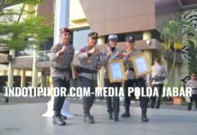 Personel Polda Jabar Torehkan Prestasi Gemilang, Terima Penghargaan atas Dedikasi dan Pencapaian Membanggakan