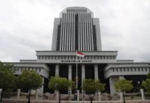Melalui PERMA Nomor 1 Tahun 2014, Mahkamah Agung dan badan peradilan di bawahnya berkomitmen memberikan pelayanan prima