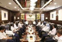 Ketua Mahkamah Agung, Prof. Dr. Sunarto, S.H., M.H. menerima kunjungan silaturahmi Kepala Badan Urusan Administrasi (BUA), Dr. Sobandi, S.H., M.H. bersama Para Hakim Yustisial di lingkungan BUA