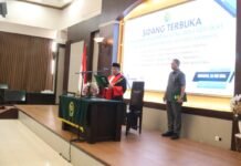 Pengadilan Tinggi (PT) Surabaya menggelar prosesi penyumpahan advokat yang berlangsung khidmat, dihadiri oleh jajaran hakim tinggi serta perwakilan dari berbagai organisasi profesi hukum