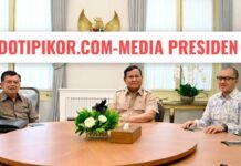 Presiden Prabowo Subianto menerima Wakil Presiden ke-10 dan ke-12 Republik Indonesia Jusuf Kalla didampingi Solihin Jusuf Kalla, di Istana Merdeka,