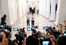 Presiden Prabowo Tingkatkan Kesejahteraan dan Kompetensi Guru, Tunjangan Naik hingga Program Beasiswa Diperluas