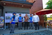 Kepala BP BUMN sekaligus COO Danantara, Dony Oskaria, meninjau Rest Area Travoy KM 88A dan KM 88B Tol Cipularang