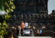 Indonesia dan India telah menandatangani Nota Kesepahaman atau Memorandum of Understanding (MoU) tentang kerja sama di bidang pariwisata