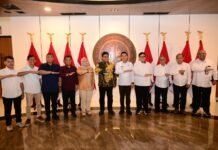 Wakil Menteri Transmigrasi Viva Yoga Mauladi saat melakukan audensi di Gedung Makarti, Komplek Kantor Transmigrasi (Kementrans), Kalibata, Jakarta,