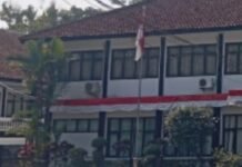 Entah Mengacu Ke Peraturan Mana Salah Seorang Oknum Bilang; Kontrol Sosial Awak Media Mengenai Program Revitalisasi Harus Memilki Izin Surat Perintah Dari Dinas.