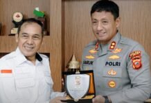 Kapolres Cimahi, AKBP Moh. Faruk Rozi, S.H., S.I.K., M.Si, melaksanakan kunjungan silaturahmi kepada Wali Kota Cimahi, Letkol Purn Ngatiyana