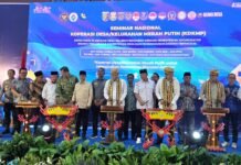 Menteri Desa dan Pembangunan Daerah Tertinggal (Mendes PDT) Yandri Susanto membuka Seminar Nasional Koperasi Desa/Kelurahan Merah Putih (KDKMP)
