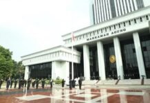 Badan Pengawasan (Bawas) Mahkamah Agung (MA) menjatuhkan sanksi disiplin kepada 13 Hakim dan Aparatur peradilan sepanjang Agustus 2026.