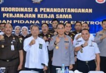Pengadilan Tinggi (PT) Jambi bersama Kejaksaan Tinggi (Kejati) Jambi, Kepolisian Daerah (Polda) Jambi dan Kantor Wilayah (Kanwil) Direktorat Jenderal Pemasyarakatan Jambi resmi memperkuat kolaborasi melalui penandatanganan Perjanjian Kerja Sama (PKS)