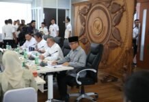 Menteri Desa dan Pembangunan Daerah Tertinggal (Mendes PDT) Yandri Susanto mengusulkan, sebesar 20% pemasukan Kampung Nelayan Merah Putih (KNMP) itu agar dapat berkontribusi pada pendapatan asli desa (PADes)