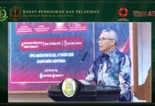Hakim Agung Kamar Pidana Mahkamah Agung Republik Indonesia, Sutarjo, menjadi salah satu narasumber dalam Seminar Hukum Nasional yang diselenggarakan BPH Senat Gajah Mada Adhyaksa di Aula Sasana Adhika Karyya,
