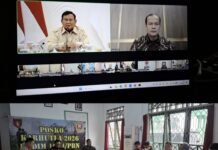 Presiden Prabowo Subianto mengapresiasi kerja keras seluruh elemen yang terlibat dalam upaya pemadaman, mulai dari TNI, Polri, pemerintah daerah, hingga para relawan.