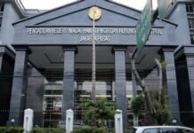 Pengadilan Tindak Pidana Korupsi (Tipikor) pada Pengadilan Negeri (PN) Jakarta Pusat memutuskan bahwa perlawanan yang diajukan Terdakwa Febrie Adriansyah terhadap surat dakwaan Penuntut Umum akan diputus bersamaan dengan putusan akhir.
