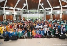 Wakil Menteri Keuangan (Wamenkeu) Nurkholisoh Ibnu Aman menyampaikan kepemimpinan tidak ditentukan oleh jabatan atau posisi, melainkan oleh kemampuan menghadirkan perubahan dan memberikan manfaat bagi orang lain.